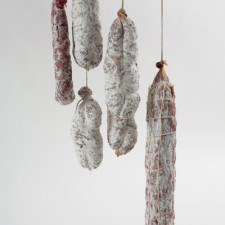 Saucissons sec d’Auvergne en famille